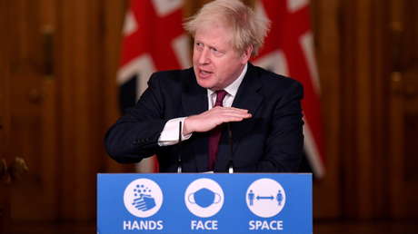 Johnson afirma que la nueva variante de covid-19 detectada en el Reino Unido puede ser "hasta un 70 % más transmisible" que la original