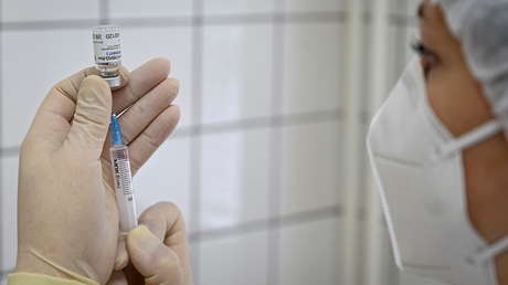 La vacuna Sputnik V muestra más del 90 % de eficacia en personas mayores de 60 años