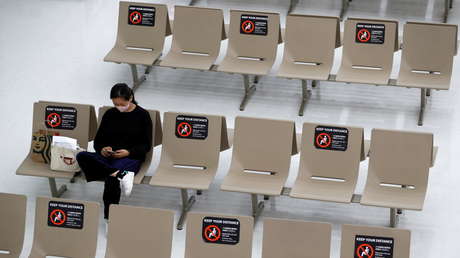 Japón prohíbe la entrada a extranjeros no residentes tras detectar infectados con la nueva cepa de covid-19