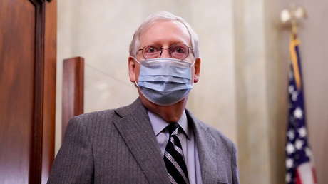 El líder de la mayoría del Senado de EE.UU. retrasa el voto sobre el aumento de los cheques de ayuda por covid-19 de 600 a 2.000 dólares