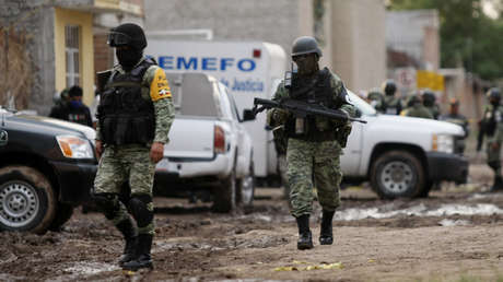 Un comando de sicarios ingresa a una casa en México y asesina a cuatro mujeres y un hombre de una misma familia