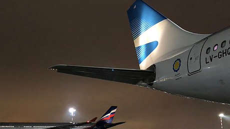 Despega de Moscú el avión que trasladará a Argentina las 300.000 dosis del segundo componente de la vacuna Sputnik V