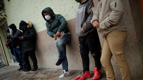 EE.UU. permitirá el ingreso de los migrantes expulsados a México que habían solicitado asilo