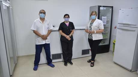 ¿Quiénes son los guardianes de las dosis en Argentina? Así se vivió el escándalo del 'vacunatorio VIP' en el Hospital Posadas