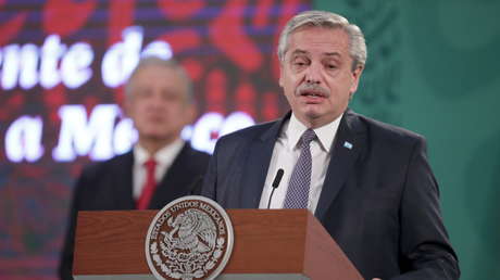 Fernández reitera su condena a las "vacunas VIP" y recuerda la "campaña despiadada" que la oposición hizo en contra de la Sputnik V