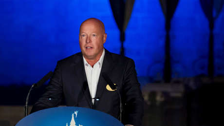 Ejecutivo de Disney responde a la pregunta de sesgos políticos tras el despido de Gina Carano por una publicación sobre EE.UU. y la Alemania nazi