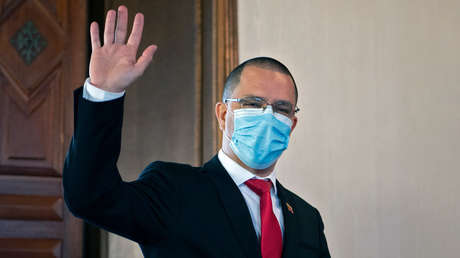 Venezuela envía a la CPI los informes emitidos por la ONU y EE.UU. que sustentan su denuncia de las sanciones como un "crimen de lesa humanidad"