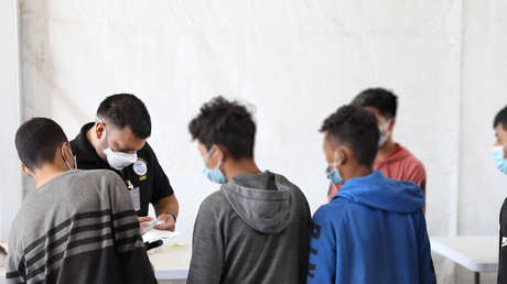 EE.UU. difunde videos con niños migrantes en centros de detención, en medio de la crisis por el aumento del flujo migratorio centroamericano