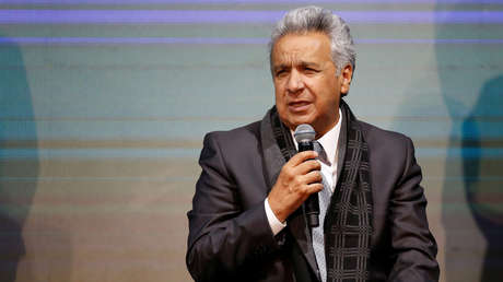 "A usted se le ve bastante gordita": Lenín Moreno se burla de una mujer que le dijo que la gente tiene hambre, y luego pide disculpas
