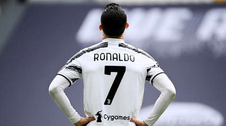 Llueven las críticas sobre Cristiano Ronaldo por volver a fallar en la barrera y facilitar un gol rival (VIDEO)