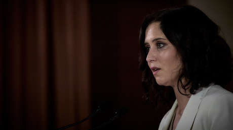 Interceptan una carta con dos proyectiles dirigida a la presidenta de la Comunidad de Madrid