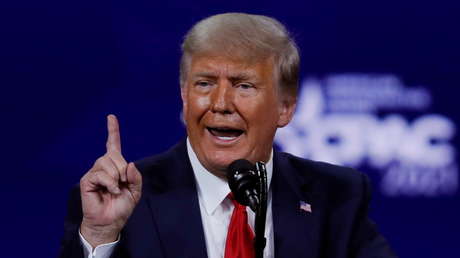 Facebook decide seguir manteniendo suspendida la cuenta de Donald Trump