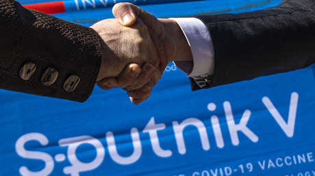 Putin: "Rusia apoyaría la idea de liberar las patentes de vacunas contra el covid-19"