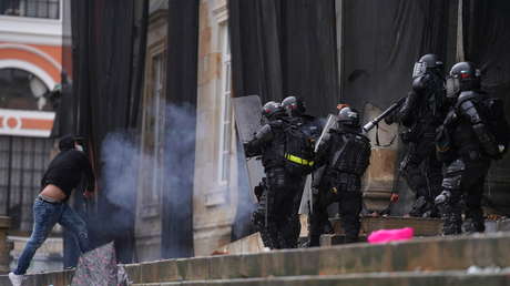 "Nos están matando": indignación en Colombia por el caso de Lucas Villa, un activista pacífico que recibió ocho disparos mientras protestaba