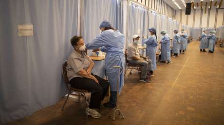 "Son unos miserables que odian a Venezuela": Maduro critica a EE.UU. por excluir a su país de la donación de vacunas