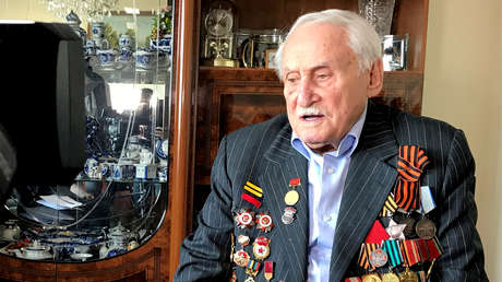 Fallece a los 98 años el último libertador de Auschwitz y entrenador olímpico de esgrima, David Dushman