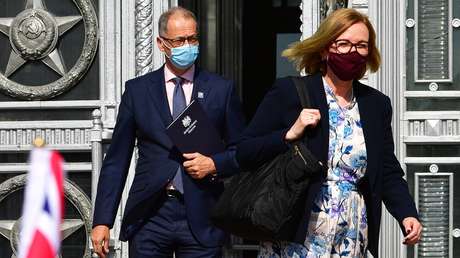 Rusia eleva una protesta a la embajadora del Reino Unido por la violación de la frontera rusa y las acciones provocadoras de su buque