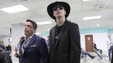 Llamado a juicio y denuncia por "pruebas forjadas": El lento avance del proceso contra el sueco Ola Bini (amigo de Assange) en Ecuador