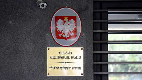 Israel retira a un enviado en Polonia tras firmarse en Varsovia una ley que limita los reclamos de propiedad para las víctimas del Holocausto