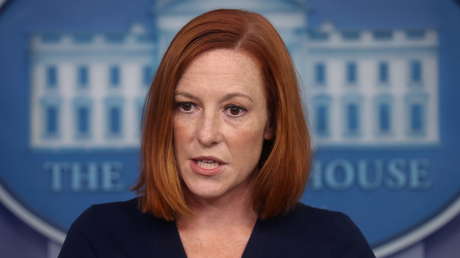 Jen Psaki evita responder la pregunta sobre la reacción de las familias de los militares muertos a la reunión con Biden