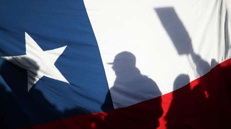 Víctimas de Colonia Dignidad exigen en Chile la renuncia de un ministro de Piñera por defender a Paul Schäfer