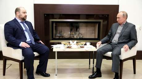 Putin dice estar dispuesto a participar en los ensayos de la versión nasal de la vacuna Sputnik V contra el coronavirus