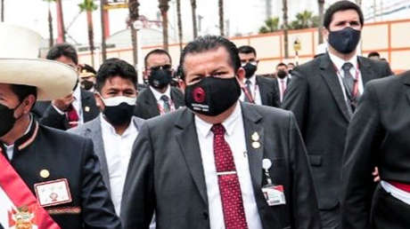 Revelan que la Fiscalía encontró 20.000 dólares en efectivo en la oficina del exsecretario presidencial de Perú