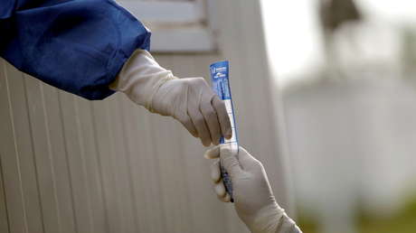 México estudia primer caso sospechoso de ómicron en viajero que llegó de Sudáfrica, dice López Obrador