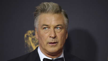 El actor Alec Baldwin elimina su cuenta de Twitter después de su primera entrevista desde el accidente de 'Rust'