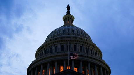 El Senado de EE.UU. aprueba un proyecto de ley para revertir la vacunación obligatoria dictada por la Administración Biden