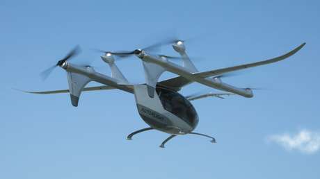 VIDEO: Una 'startup' china busca conquistar el mercado europeo con este taxi aéreo