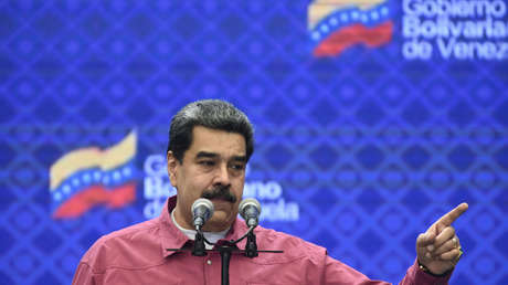 Maduro reduce el encaje bancario a 73% "para expandir la base crediticia" en Venezuela