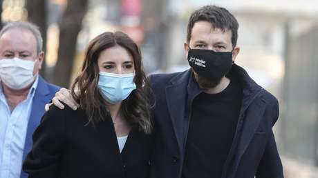 Juan Carlos de Borbón, Pablo Iglesias y los límites de los medios