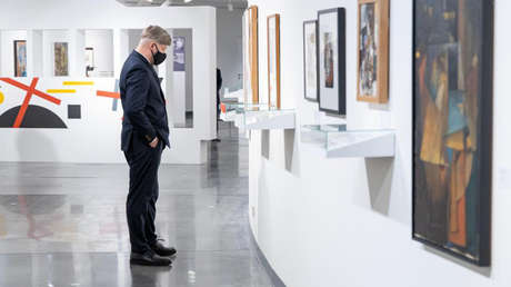 "Soy un tonto, ¡qué he hecho!": Un vigilante explica por qué pintó ojos en un cuadro de una alumna de Malévich, valorado en un millón de dólares