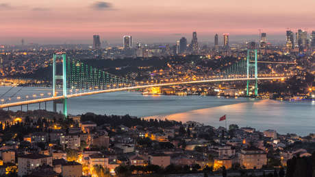 Turquía no descarta restringir el acceso de la Armada rusa al mar Negro