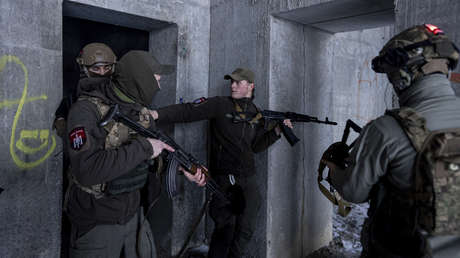 Ministerio de Defensa ruso: Los nacionalistas ucranianos preparan una provocación en Járkov con periodistas occidentales