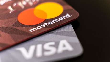 Visa y Mastercard suspenden todas las operaciones en Rusia