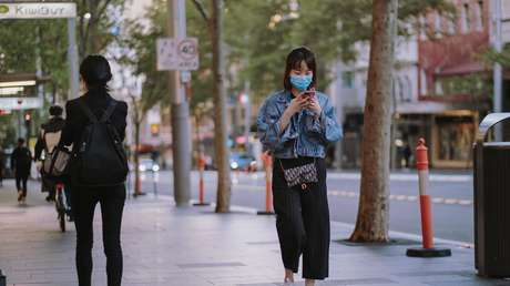 China confina una ciudad y cierra escuelas frente a un nuevo brote de covid-19