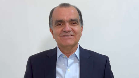 El candidato del uribismo a las presidenciales en Colombia Óscar Iván Zuluaga declina a favor de Federico Gutiérrez