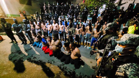 Régimen de excepción y casi 600 pandilleros detenidos: El Salvador busca frenar la ola de violencia tras un sangriento fin de semana