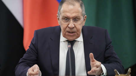 Lavrov: "Durante la operación militar en Ucrania muchas veces se lanzaron falsificaciones flagrantes y en ellas se basó una campaña de propaganda"