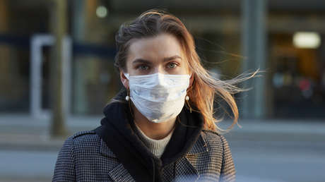 Descubren que las mujeres desarrollan covid prolongado con más frecuencia que los hombres