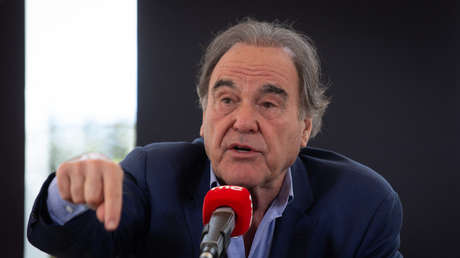 Oliver Stone acusa a EE.UU. de usar a Ucrania "como un arma contra Rusia"