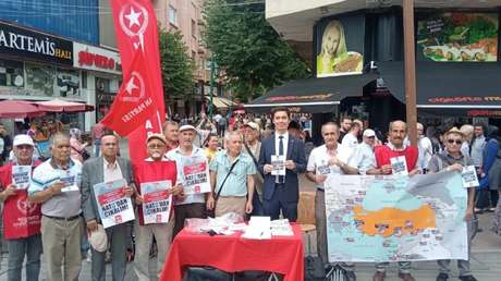 "La nación turca se está rebelando contra la OTAN": lanzan en Turquía una campaña que busca sacar al país de la Alianza Atlántica
