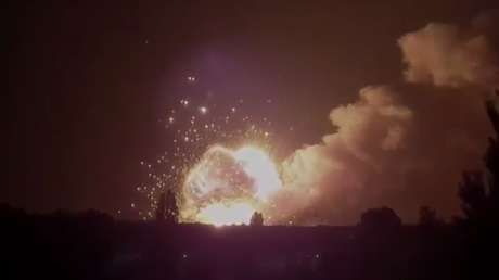 Las fuerzas ucranianas realizan un ataque con lanzacohetes múltiples estadounidenses HIMARS contra la provincia de Jersón