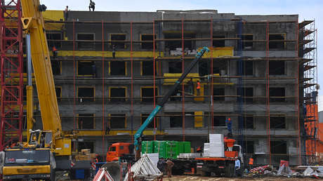 El comercio y el transporte reanudan su actividad a medida que se restablece la infraestructura en Donbass