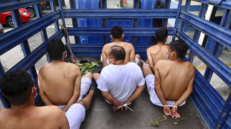 El Salvador llega a los 50.000 capturados en la "guerra contra las pandillas" de Bukele