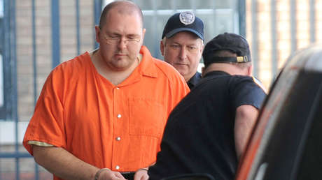 Un asesino preso en busca de libertad condicional aún escucha las voces que le ordenaron disparar hace 25 años