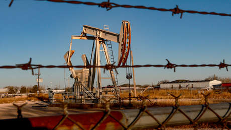 Forbes: El tope al precio del petróleo ruso podría ser la mayor locura energética de Biden hasta la fecha