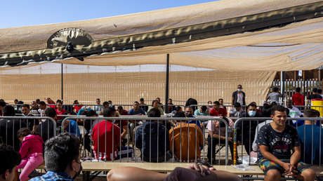 El flujo de migrantes que cruzó la frontera entre México y EE.UU. marcará un récord histórico en 2022